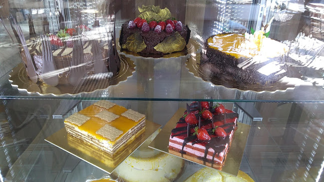 Pão Quentinho - Esgueira