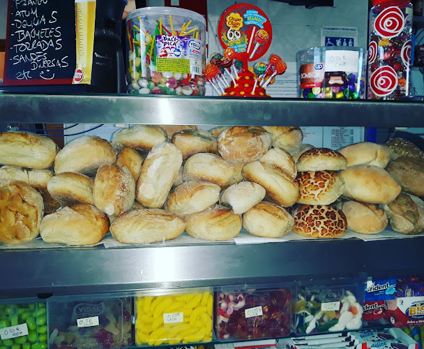 Largo Henrique Pinto 7, 2810-082 Almada