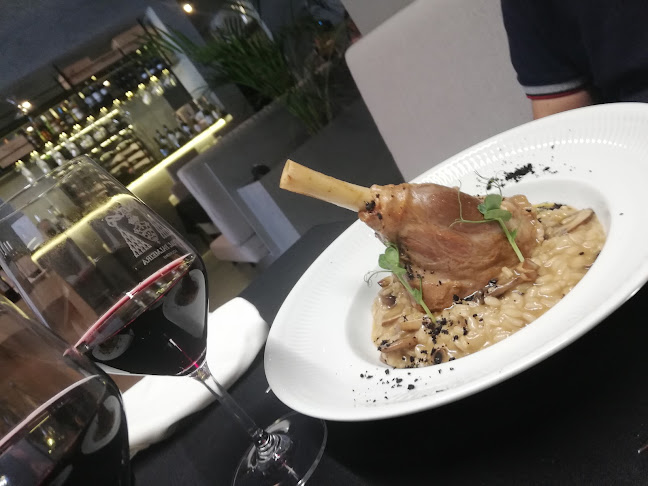 Av. Dom Frei Miguel Bulhões e Sousa, 44, 3810-164 Aveiro