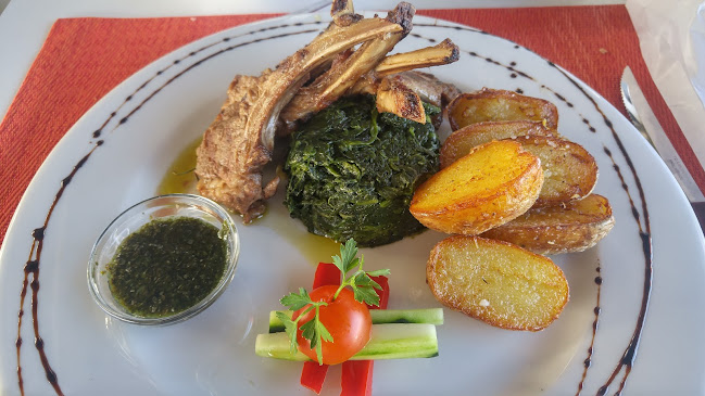 A Gaivota Beach Restaurant Bar