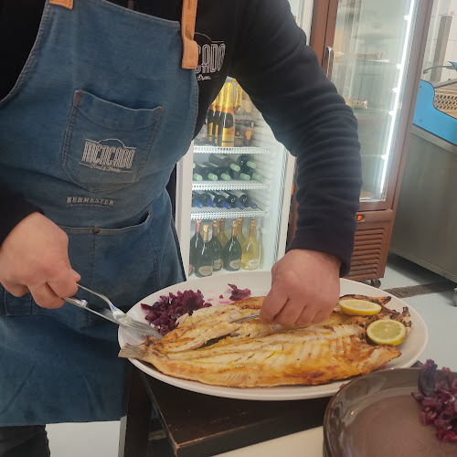 R. França Júnior 15, 4450-718 Matosinhos