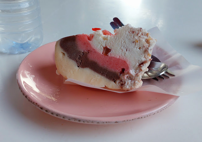 La Fabbrica - Antiga fábrica de gelados da Avenida de Berna - Gastronomia e hotelaria