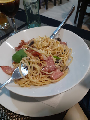 Comentarii opinii despre Pepperoni Pizzaria