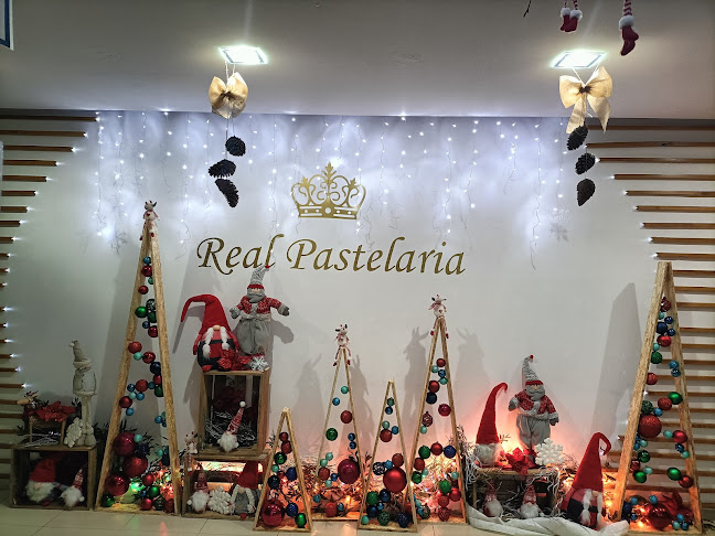 R. 25 de Abril loja 131, 4740-593 Palmeira de Faro