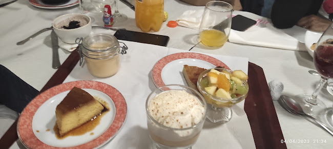 English Savoy - Gastronomia e hotelaria