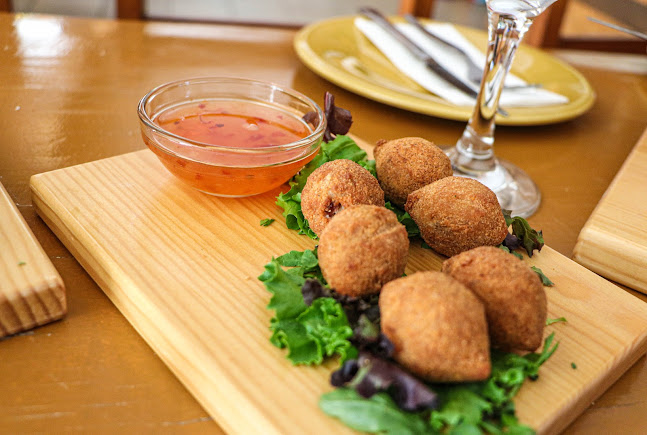 http://facebook.com/aiq3.tapas/