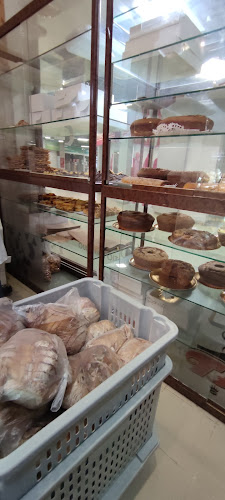 Opinii despre Pastelaria Tio Armando în Portela - Gastronomia e hotelaria