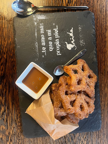 R. de Adolfo Casais Monteiro 135, 4050-101 Porto