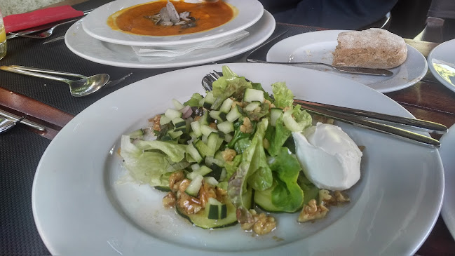 Comentarii opinii despre Essência