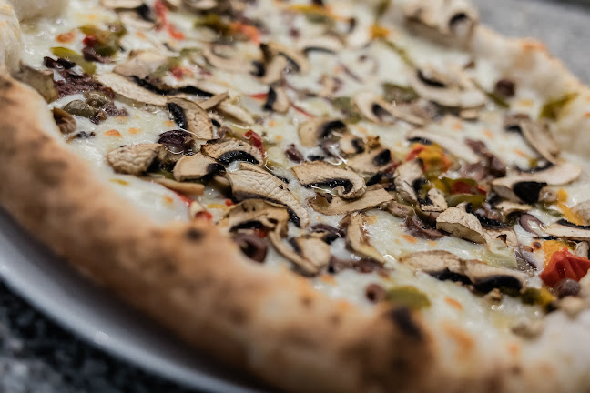 Pizzeria Antonio Mezzero Matosinhos - Gastronomia e hotelaria