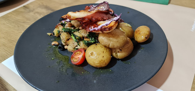 Terraço - Food, Drinks & Friends - Gastronomia e hotelaria