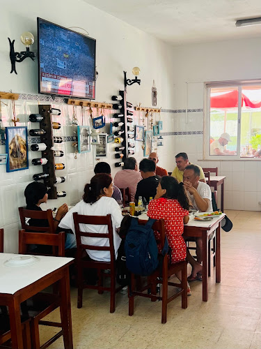 Av. 1 de Maio 89, 2825-486 Fonte da Telha