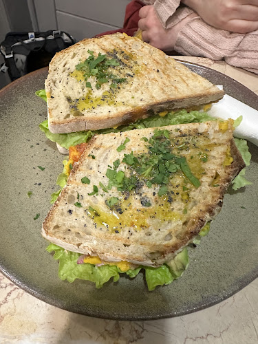 Comentarii opinii despre Saudade