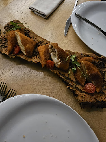 Opinii despre éLeBê Centro în Porto - Gastronomia e hotelaria