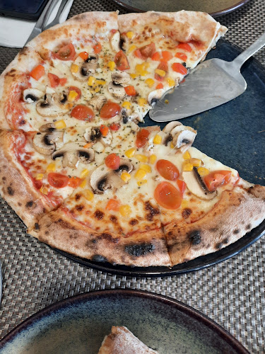 Opinii despre Pepperoni Pizzaria în Baltar - Gastronomia e hotelaria