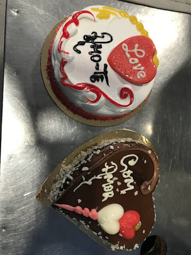 R. Barbosa du Bocage 16 Loja A, 2685-027 Sacavém