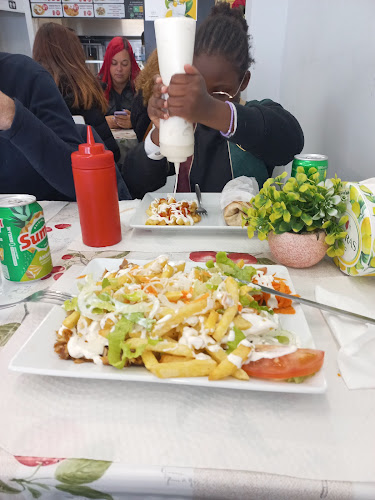 Costa Kebab & Pizzaria - Costa da Caparica
