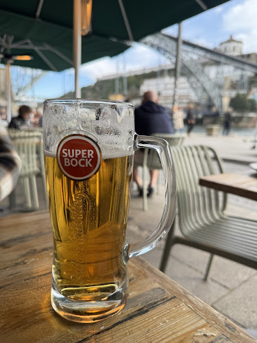 Cais da Ribeira 24, 4050-509 Porto