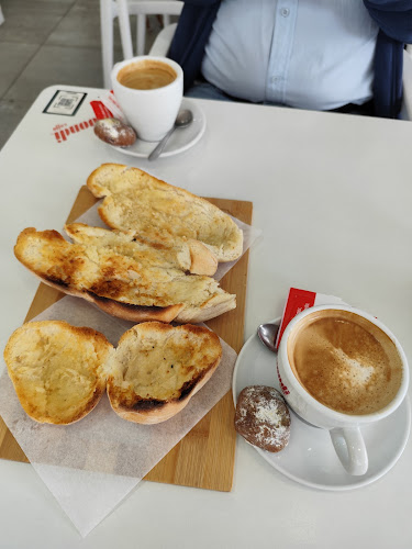 Largo do Padrão 6, 4000-370 Porto