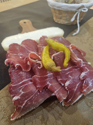 Restaurante O Carioca - Presuntaria Transmontana - Gastronomia e hotelaria
