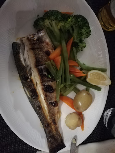 Julia’s restaurant,beach bar & lounge - Almancil