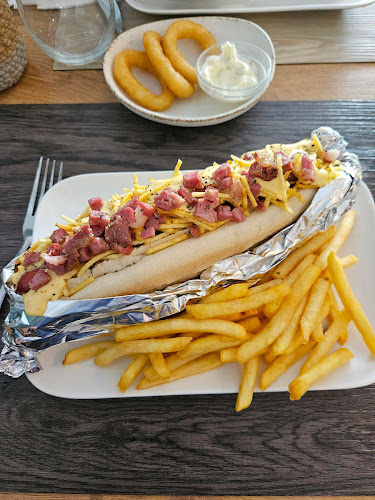 Hamburgueria - Com Unhas e Dentes - Gastronomia e hotelaria