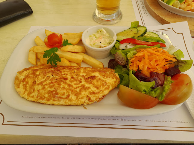 Golden Gate Grand Café - Gastronomia e hotelaria
