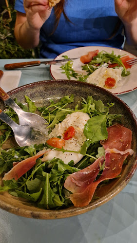 Stella Saldanha - Gastronomia e hotelaria