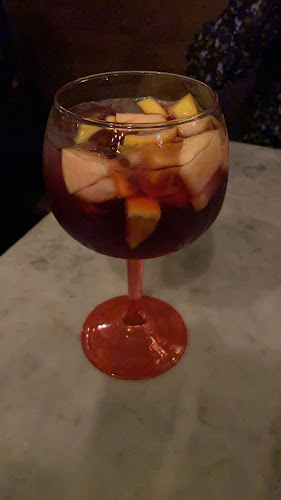 Comentarii opinii despre The Wall Bar