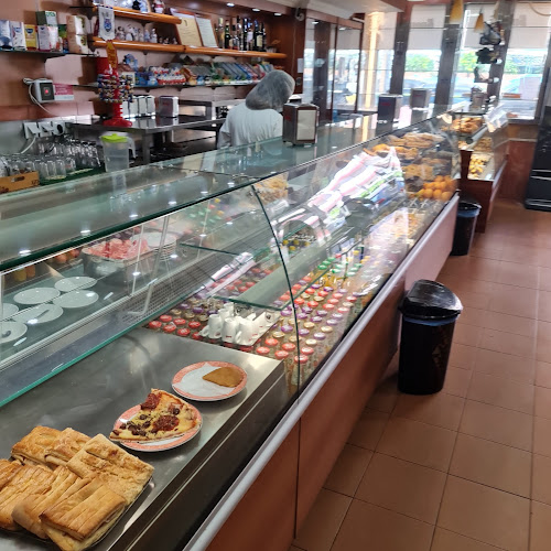 Opinii despre Carbeta în Amadora - Gastronomia e hotelaria