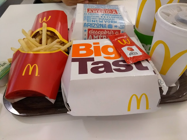 R. dos Campeões Europeus 28-198 Loja 407, 4350-414 Porto