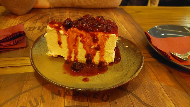 Av. 5 de Outubro 43, 4440-503 Valongo