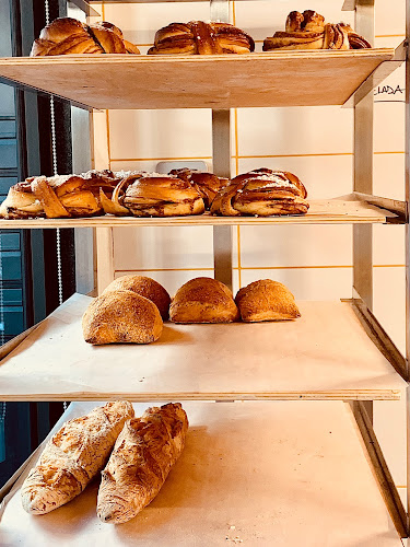 Portugal PT, R. de Santo Ildefonso 426, 4000-466 Porto