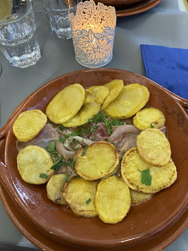 Jota Lita - Gastronomia e hotelaria