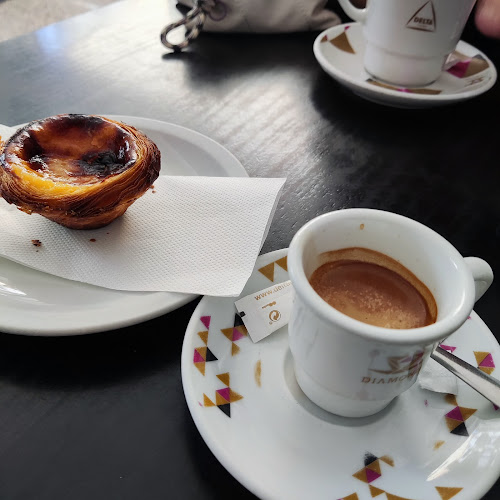 Opinii despre Pastelaria Orquídea în Guarda - Gastronomia e hotelaria