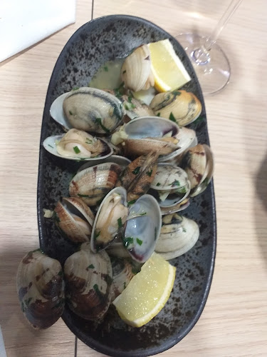 Praça 25 de Abril 57 2460, Alcobaça