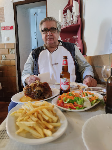 Opinii despre bar juvenil în Santa Eulália - Gastronomia e hotelaria