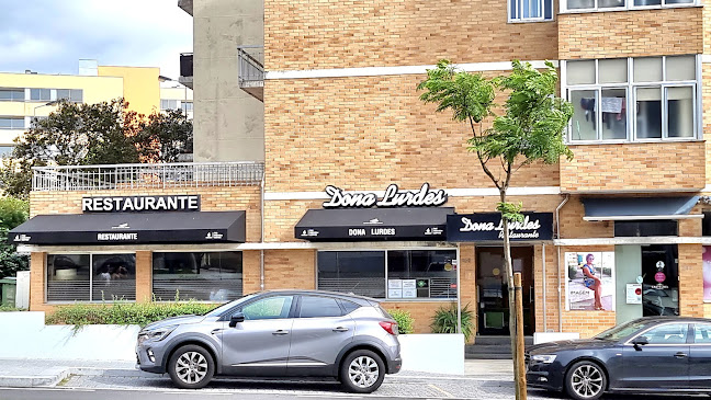 Av. António Santos Leite 265, 4470-142 Maia