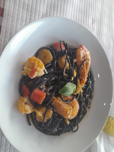 Av. do Porto de Pesca 5, 2520-208 Peniche