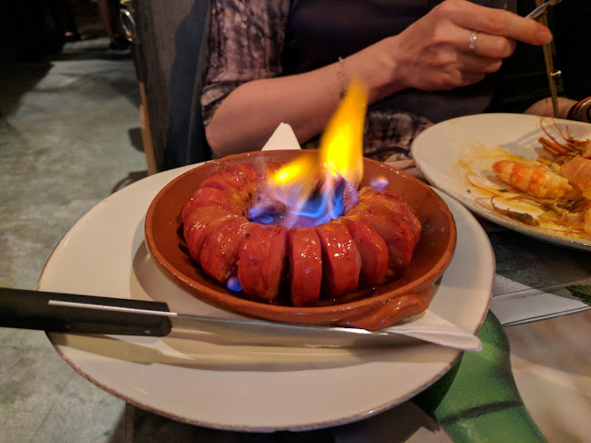 11 Tapas - Restaurante & Cocktail, WineBar - Gastronomia e hotelaria