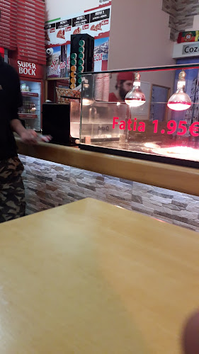 Maxi Pizza Loulé - Gastronomia e hotelaria