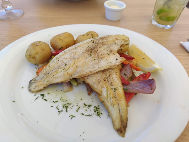 uniko Marina Restaurant Lounge - Quarteira