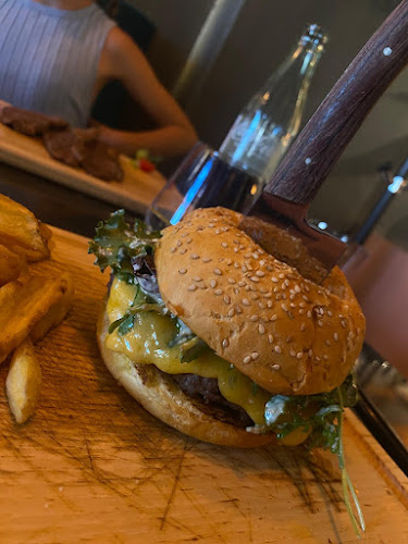 Aurora Steakhouse - Gastronomia e hotelaria