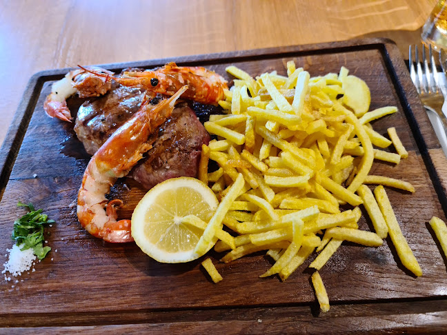 Av. Euro 2004 2890, 2890-154 Alcochete