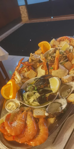 Opinii despre Marisqueira do Bairro în Olival Basto - Gastronomia e hotelaria