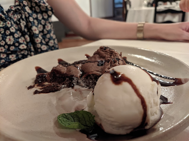 Restaurante Cervejaria Ratoeira - Gastronomia e hotelaria