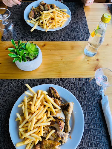 Roberto`s Chicken piri-piri Open Times
