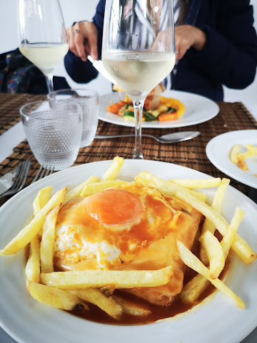 Opinii despre ALIBI by YoursPorto în Porto - Gastronomia e hotelaria