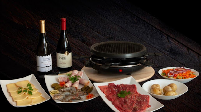 Opinii despre Restaurante La Maison Fondue chez Montijo în Montijo - Gastronomia e hotelaria