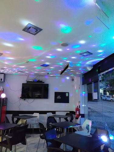 CAFÉ DO FABINHO PETISCARIA BRASILEIRA - Leiria